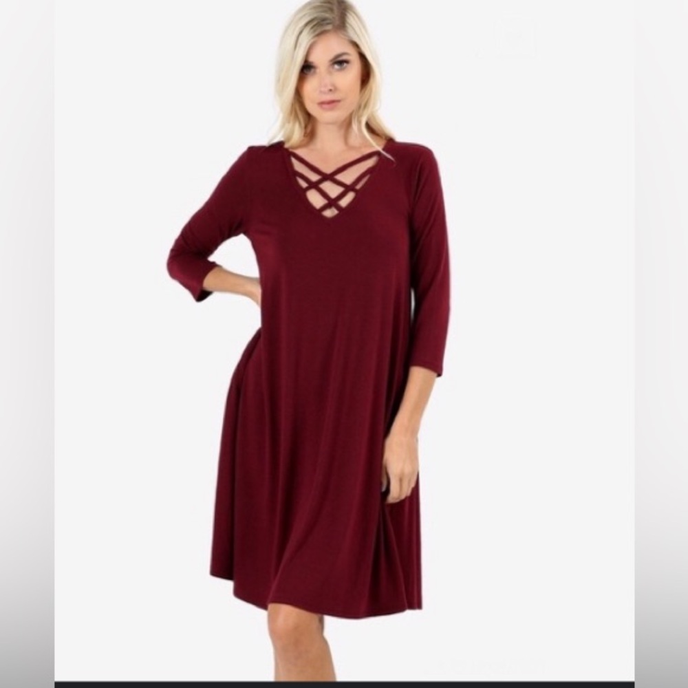 Rue 21 burgundy criss cross dress size small